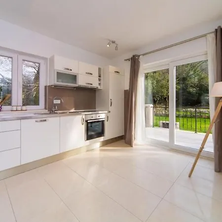 Anita - Six Bedroom With Private Pool And Terrace 아파트