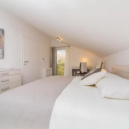 Anita - Six Bedroom With Private Pool And Terrace * 그루다